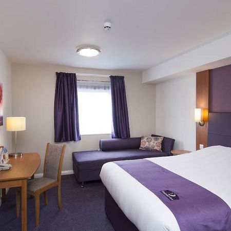 Premier Inn Birmingham City - Waterloo St Екстериор снимка