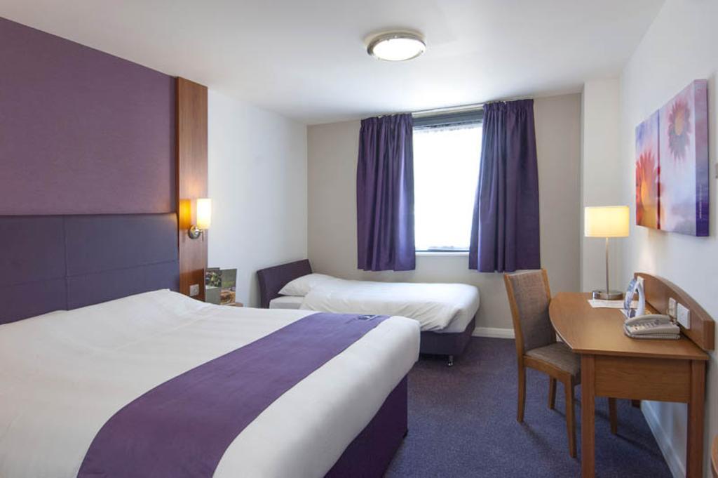 Premier Inn Birmingham City - Waterloo St Екстериор снимка
