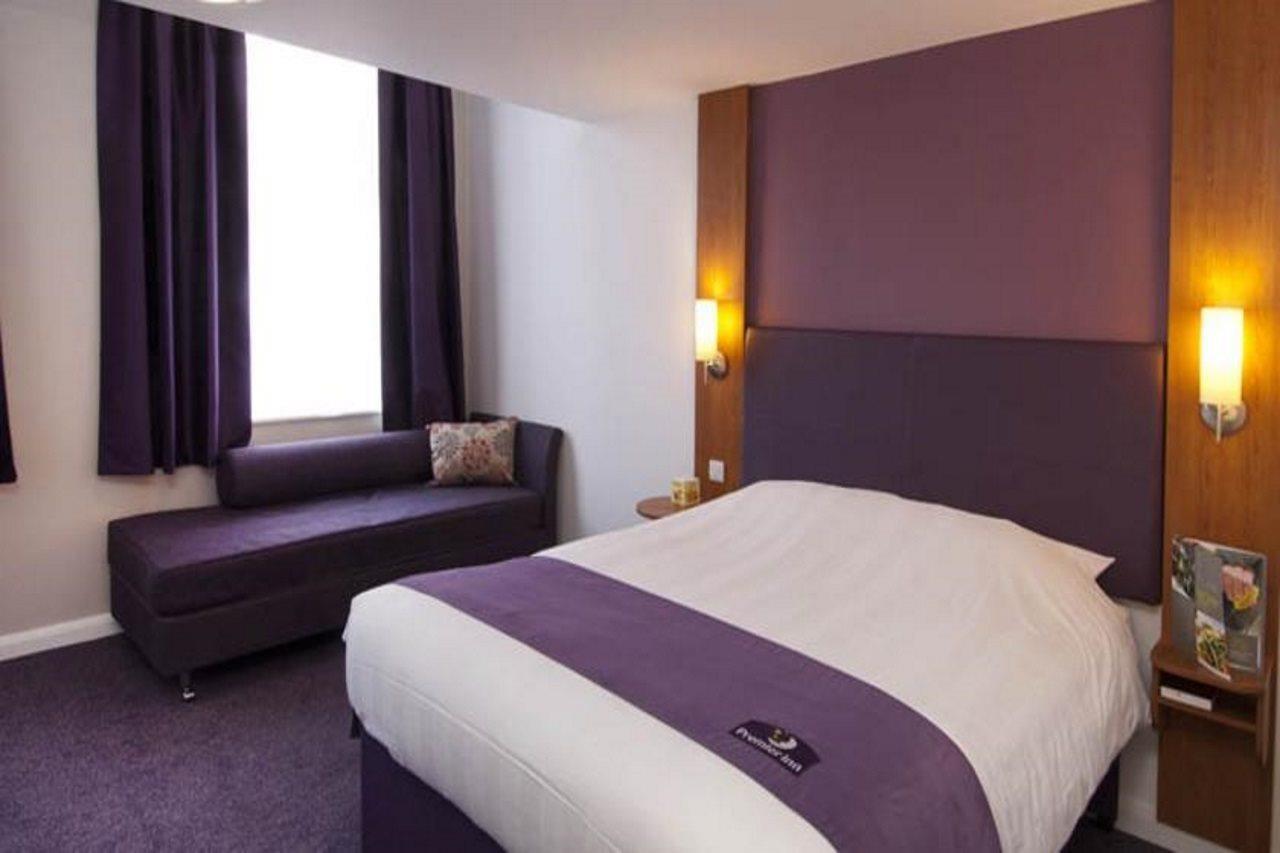 Premier Inn Birmingham City - Waterloo St Екстериор снимка